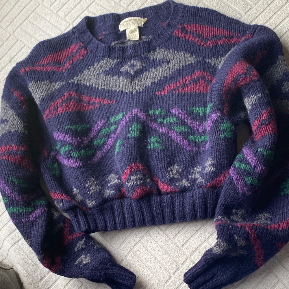 Banana Republic Navy and Purple Patterned Crew Neck Sweater